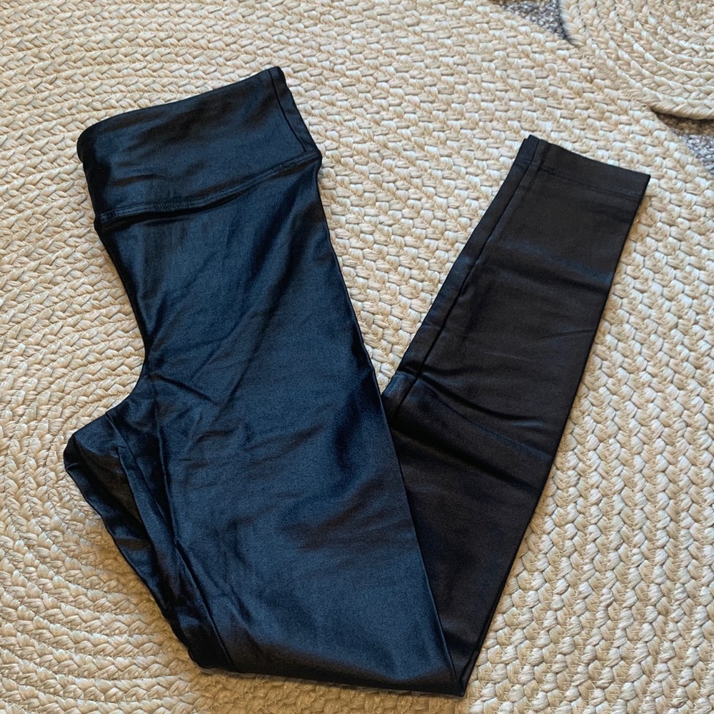 Koral Shiny Black Leggings